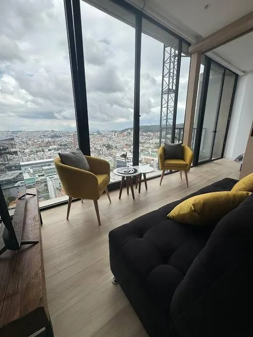 Penthouse De Lujo En El Iqon. Apartment Quito